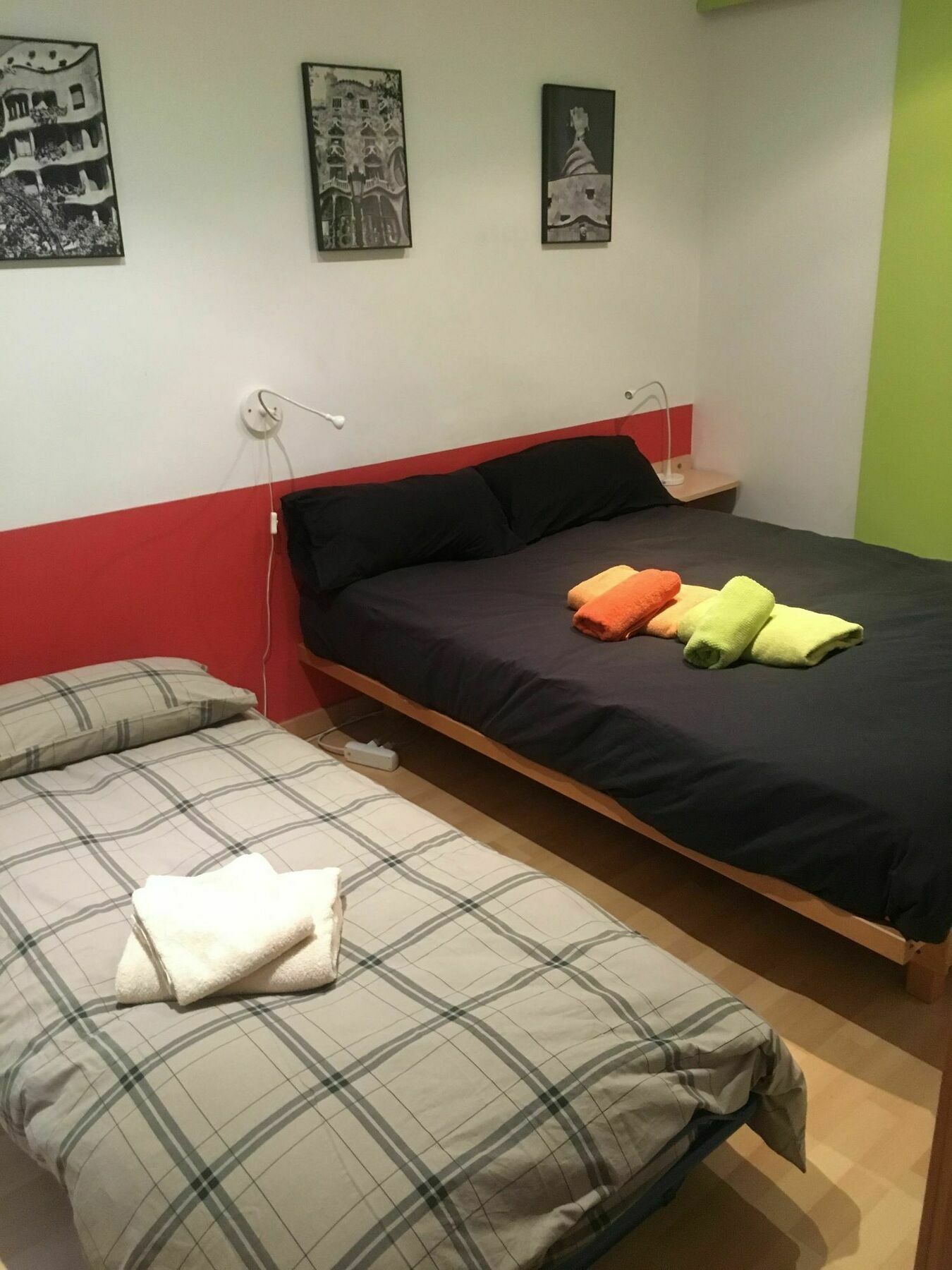 La Casa De Laura Nisia B&B Barcellona Esterno foto